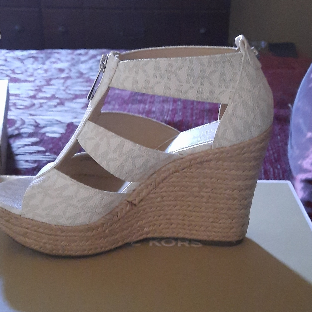 Michel Kors signature sandals